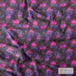 Vibrant Lotus Bloom Black Bambusjersey - Bild 1