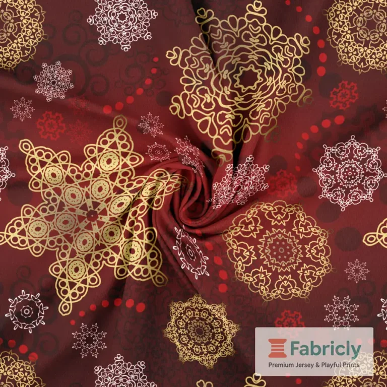 Goldenes Mandala-Schneeflocken Bordeaux Baumwolljersey